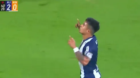 Richy Lagos y su festejo por el gol ante Ayacucho.