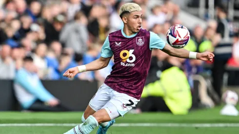 Gol de Jeremy Sarmiento en el ascenso