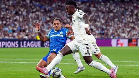 Antonio Mateu Lahoz consideró que no debió sancionarse penal la jugada entre Vinícius y Facundo Medina.