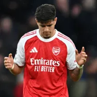 “¡Que jugadorazo!”: Hincapié fue titular en Arsenal y así reaccionaron los hinchas