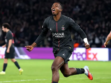 William Pacho recibe nuevo premio que lo confirma como el mejor defensa del mundo