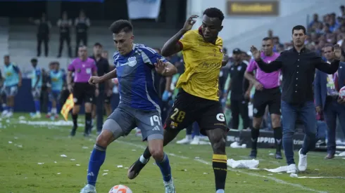 Rescalvo lo quiere mantener en Barcelona pero el jugador tiene todo acordado con Emelec Foto: IMAGO