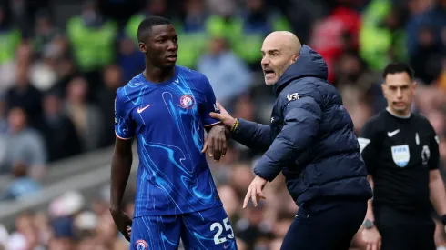 Enzo Maresca se fue del Chelsea y ahora un gigante de Europa va por Moisés Caicedo Foto: Getty