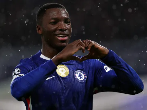 ¿Por qué no juega Moisés Caicedo en el partido de Manchester City vs Chelsea por la Premier League?