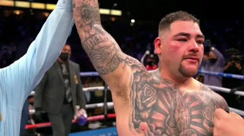 Andy Ruiz derrotó a Chris Arreola.