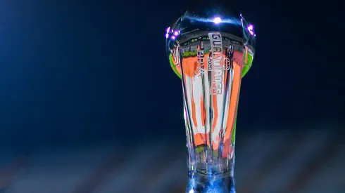 Trofeo del Torneo Guard1anes de la Liga MX.