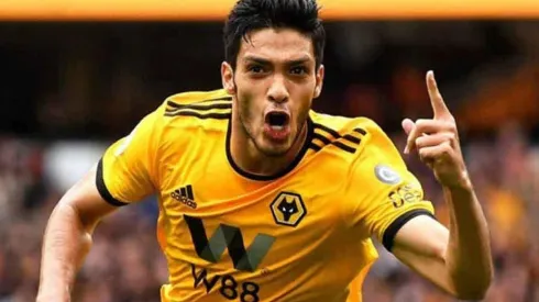 Raúl Jiménez está cerca de volver a jugar.