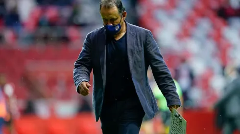 Juan Reynoso aceptó su responsabilidad en la derrota de Cruz Azul ante Toluca.