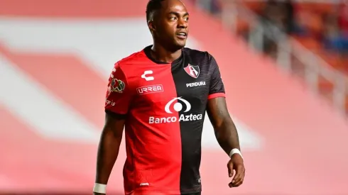 Renato Ibarra tendría otro destino fuera de América