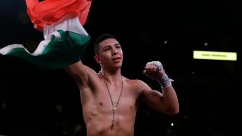 A Munguia se le cae el rival a dos semanas de su pelea.