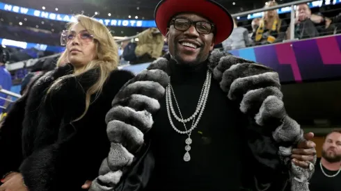 Mayweather ganará el triple de lo que ganó Canelo Álvarez.