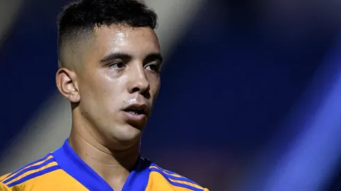 Leonardo Fernández aún cumple sus obligaciones con Tigres UANL