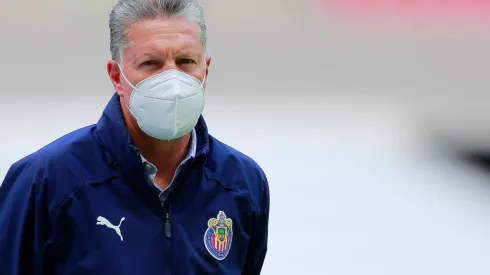 Peláez asegura que Chivas se retira del mercado de pases.