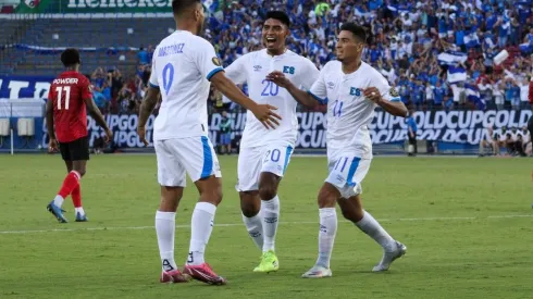 El Salvador realizó seis cambios en la Copa Oro.