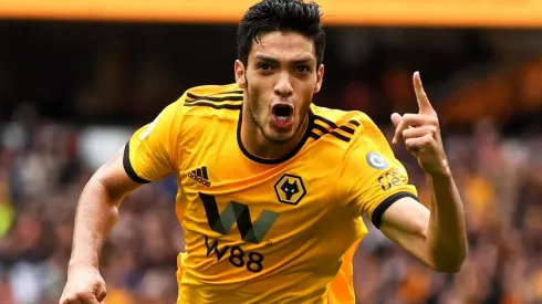 Raúl Jiménez recibió un mensaje emotivo de su esposa.