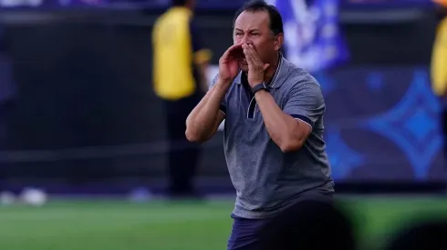 Juan Reynoso aún no logró conseguir la buena imagen de Cruz Azul