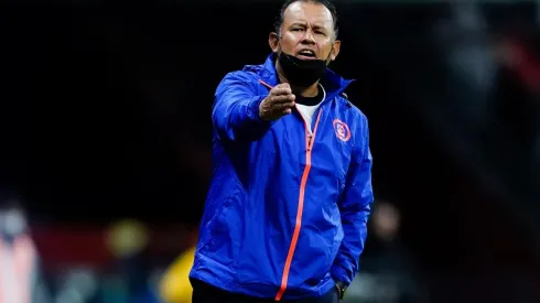 Juan Reynoso busca su primer título internacional con Cruz Azul.