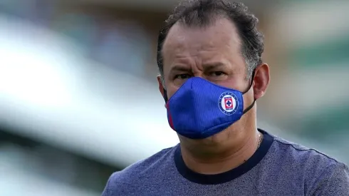 Juan Reynoso se mostró preocupado tras la derrota de Rayados.