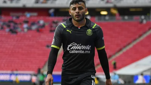 Alexis Vega demostró su viveza antes del cobro de Alejandro Zendejas