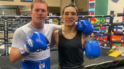 Canelo Álvarez defendió a Óscar Valdez.