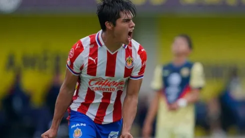 Mario Orozco, de jugar en Chivas a ser preparador físico de Macías.