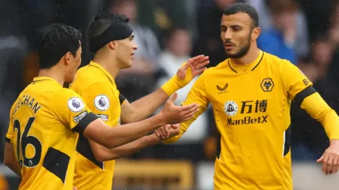 Raúl Jiménez, otra vez factor fundamental para Wolverhampton.