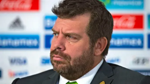 El timonel de futbol de playa confesó que el dinero los separó