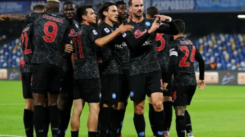 Chucky Lozano y Eljif Elmas junto a Fabián Ruiz