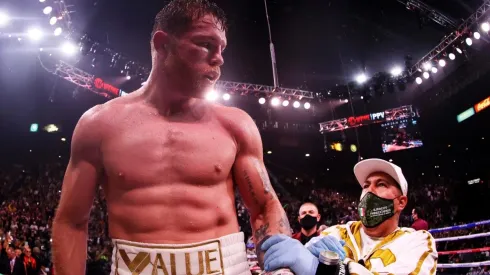 Canelo Álvarez regresaría a los cuadriláteros más tarde de lo que todos esperaban