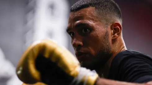 Benavidez ganó y le dejó un mensaje Canelo Álvarez.