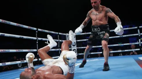 Enorme KO de Kiko Martínez.