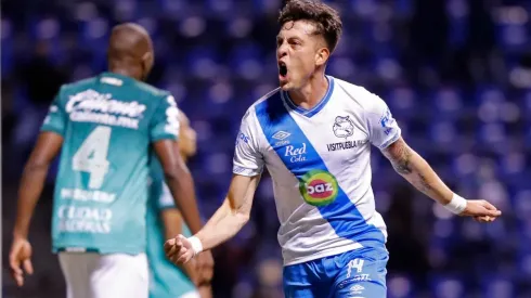 Pablo Parra marcó el empate para el Puebla.
