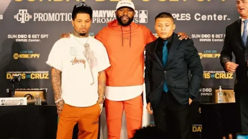 Así fue el último cara a cara entre el Pitbull y Davis.