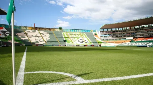 El interior del estadio León, antes Nou Camp.