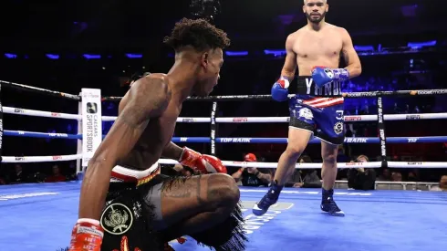 Bauza ganó con un escalofriante KO.