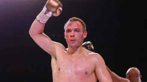 Chávez Jr. tundió a su papá.