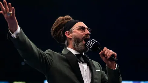 Se accidentó gravemente el mejor de los presentadores de boxeo