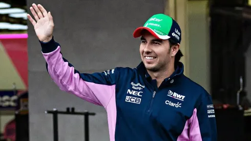 Pérez pasó un rato de esparcimiento jugando golf