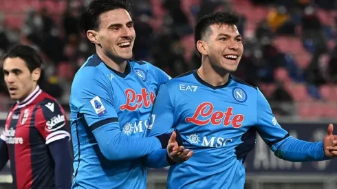 El azteca marcó los dos goles de la victoria ante el Bologna