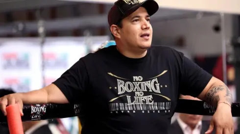 El promotor de Benavídez apuntó contra Eddy Reynoso.