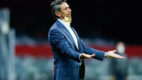 Gilberto Adame renunció tras la salida de Santiago Solari