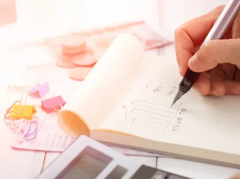 SAT: ¿Quiénes tienen que realizar la declaración anual 2022 para personas físicas?