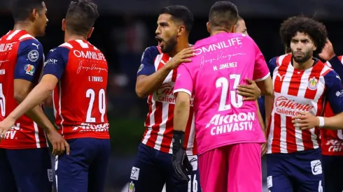 Chivas derrotó a Cruz Azul y volvió a la victoria.