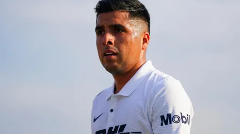 Leonel López se lesionó ante Atlético de San Luis.