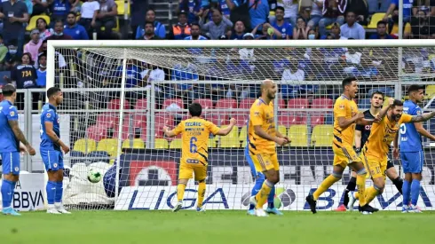 El disparo de Jesús Dueñas que se convirtió en el 1-0.