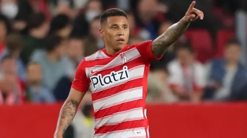 Machís estaría a una firma de llegar a Juárez