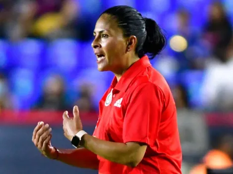 ¡Mónica Vergara se resiste a renunciar al Tri Femenil pese a fracaso!