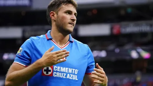 Cruz Azul espera por el sustituto de Santiago Giménez