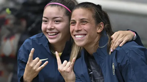La delantera Katty Martínez y la portera Renata Masciarelli.