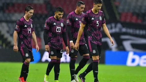 Sebastián Córdova pierde terreno para estar en Qatar 2022.